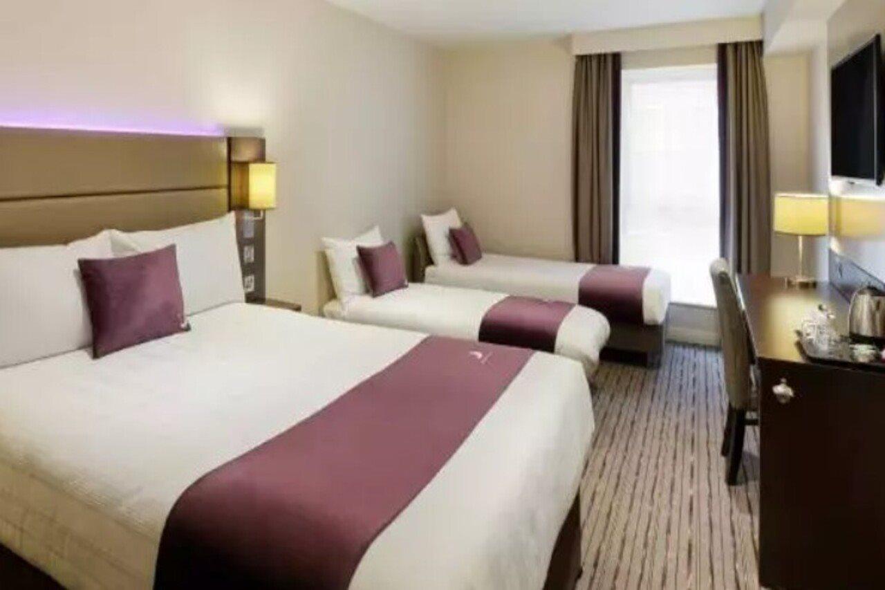 Premier Inn Ware Exterior photo